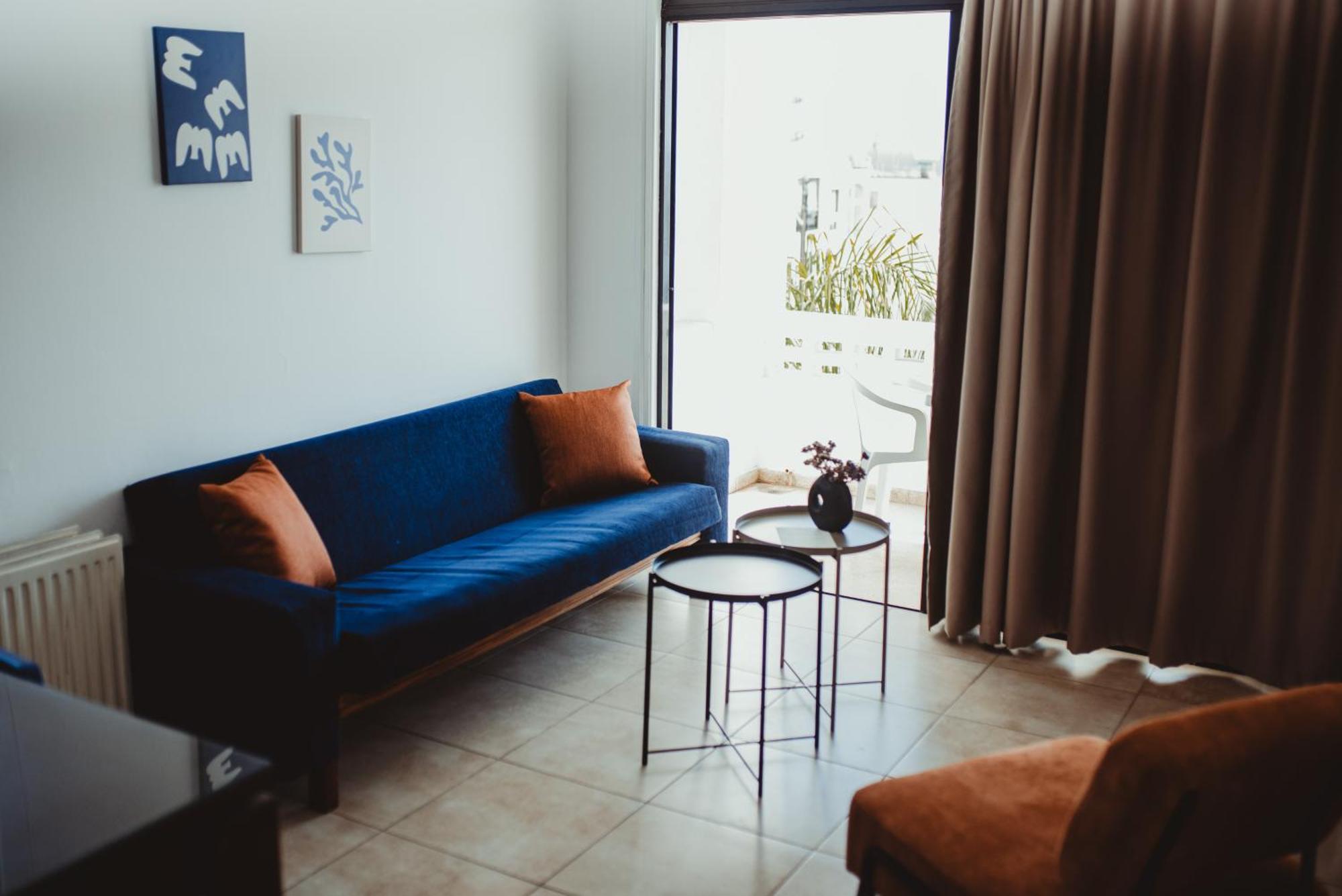 Ovis Hotel Apartments Agia Napa Exterior foto